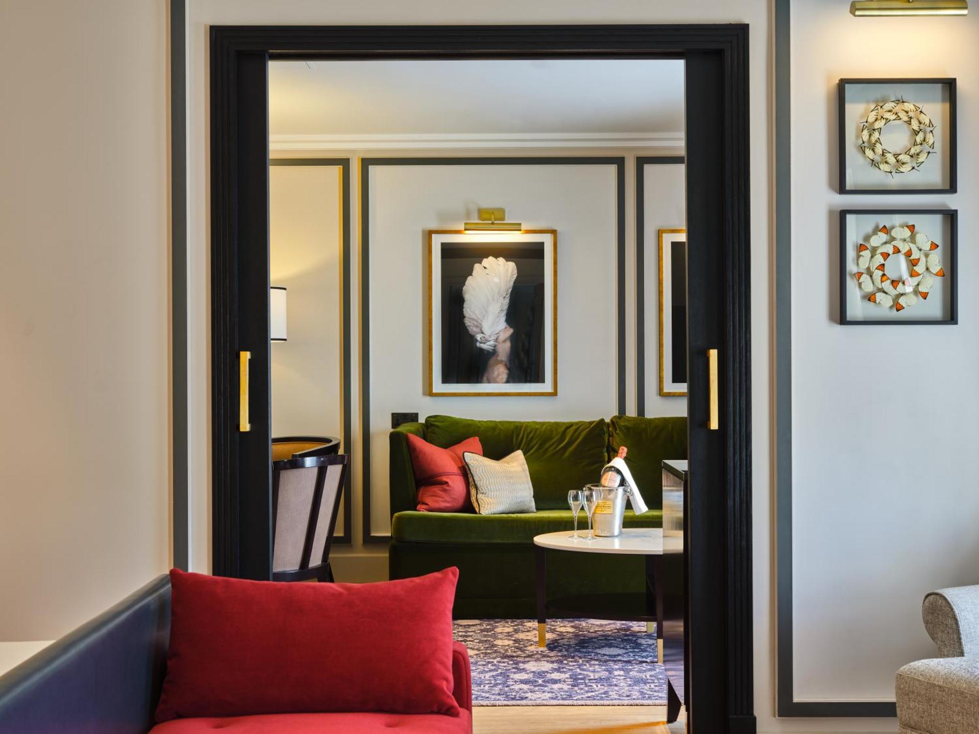 The Mayfair Townhouse - An Iconic Luxury Hotel Londra
