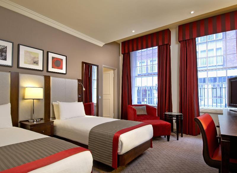 The Mayfair Townhouse - An Iconic Luxury 5* Londra